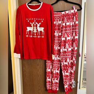Medium Adult Unisex Red & White Reindeer Christmas Pajamas